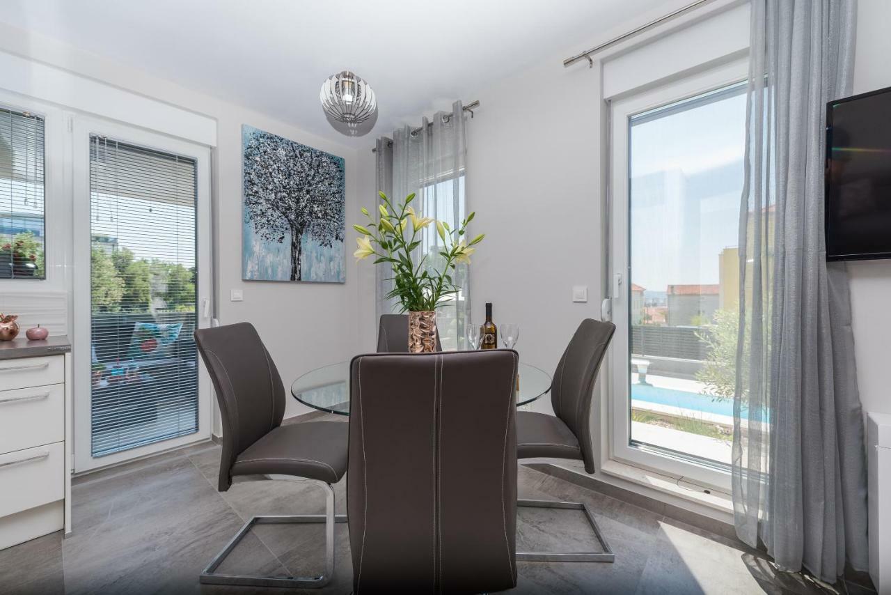 Franica Apartment *