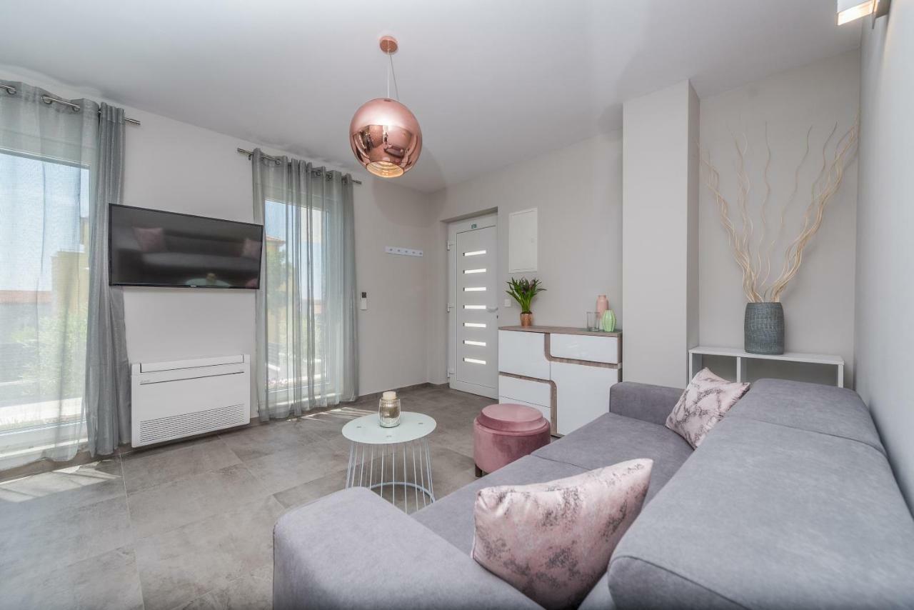 Apartment Franica *