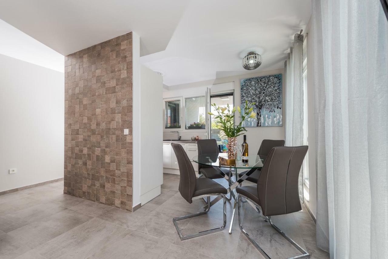 Apartment Franica *