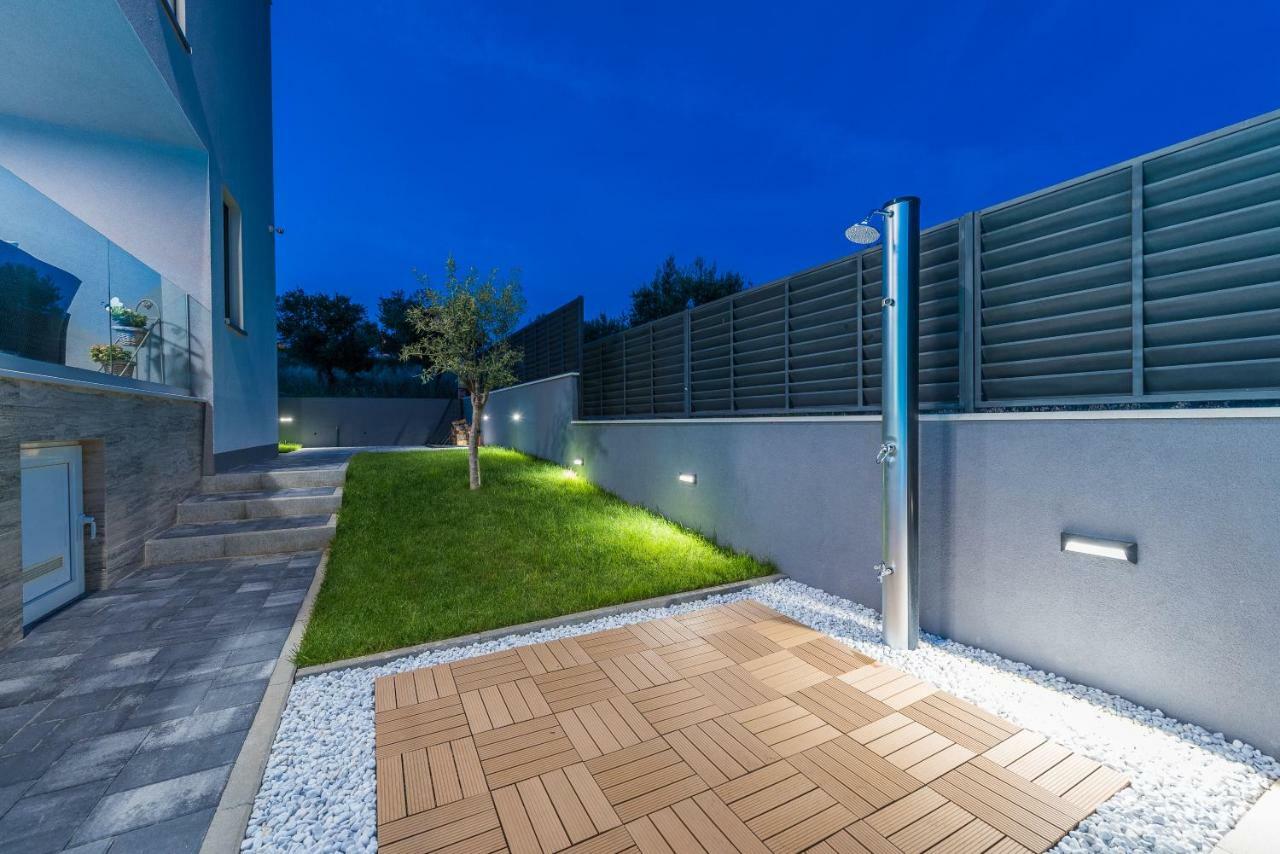 Apartament Franica *